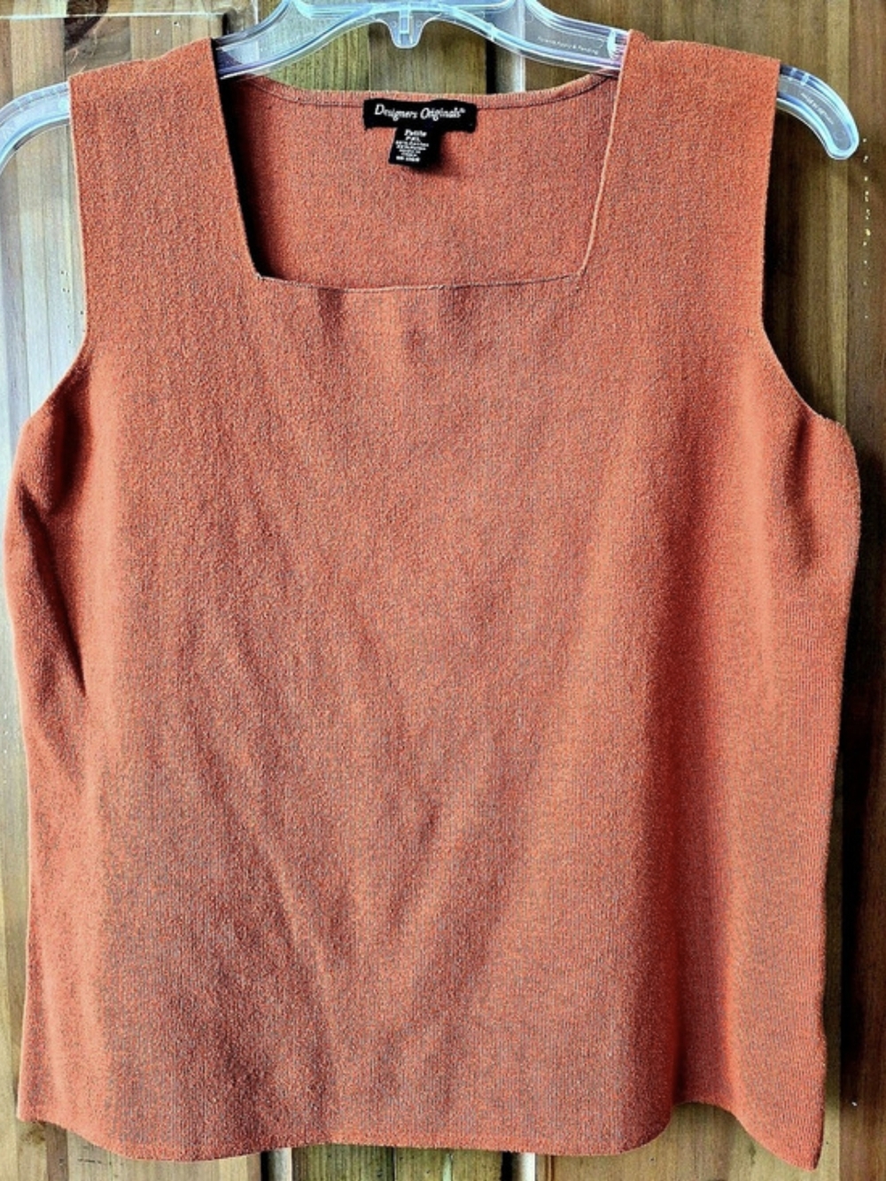 Designers Originals Sleeveless Textured Top in Orange Size PXL Like New